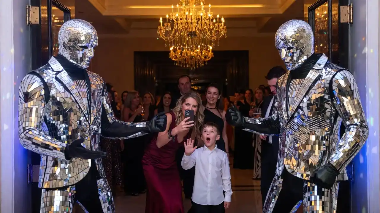 כמה עולים מייצגים לאירוע? מחירון כניסות מיוחדות